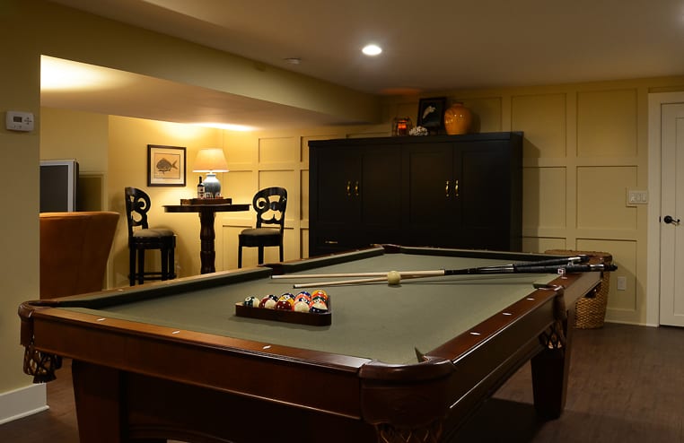 Entertainment Room - pool table and murphy bed credenza